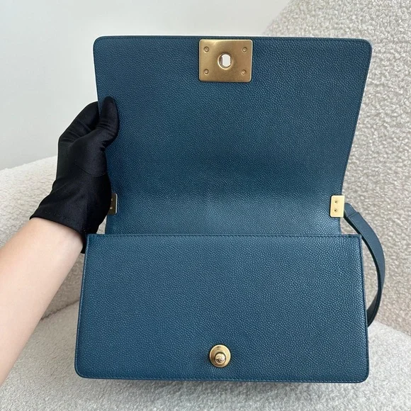 Chanel Leboy Medium Caviar Blue Handbag GHW series 23 - Picture 10 of 16